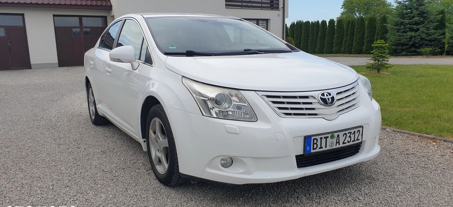 Toyota Avensis cena 25900 przebieg: 238000, rok produkcji 2009 z Sandomierz małe 529